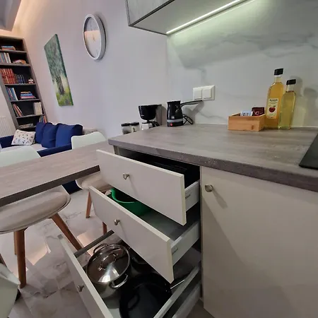 N&s A * Эдесса